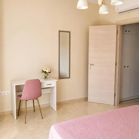 Ma Maison Rose *