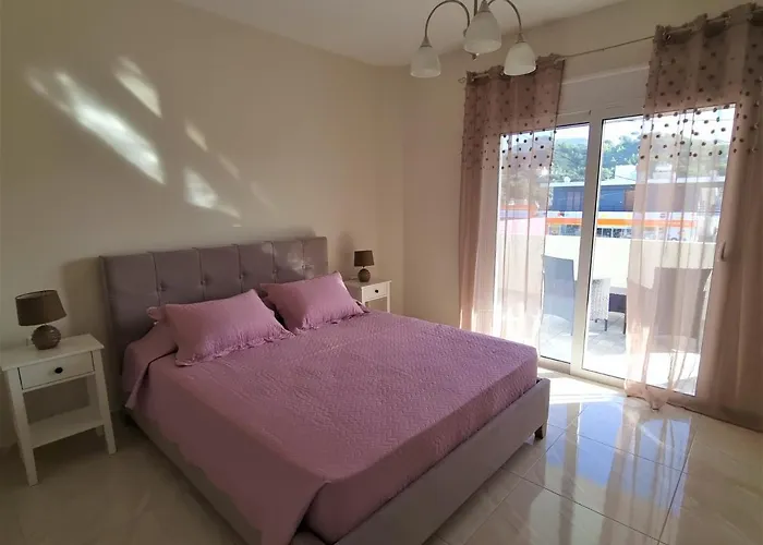 Ma Maison Rose * Kremastí