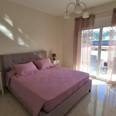 Ma Maison Rose * Kremastí