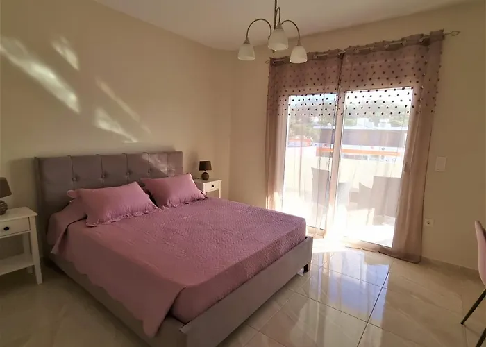 Ma Maison Rose Kremastí